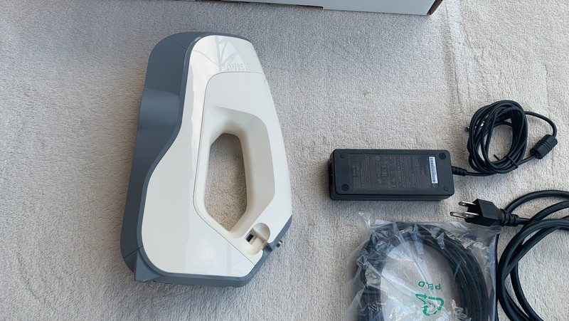 Artec EVA-M 3D Handheld Scanner in original box gallery
