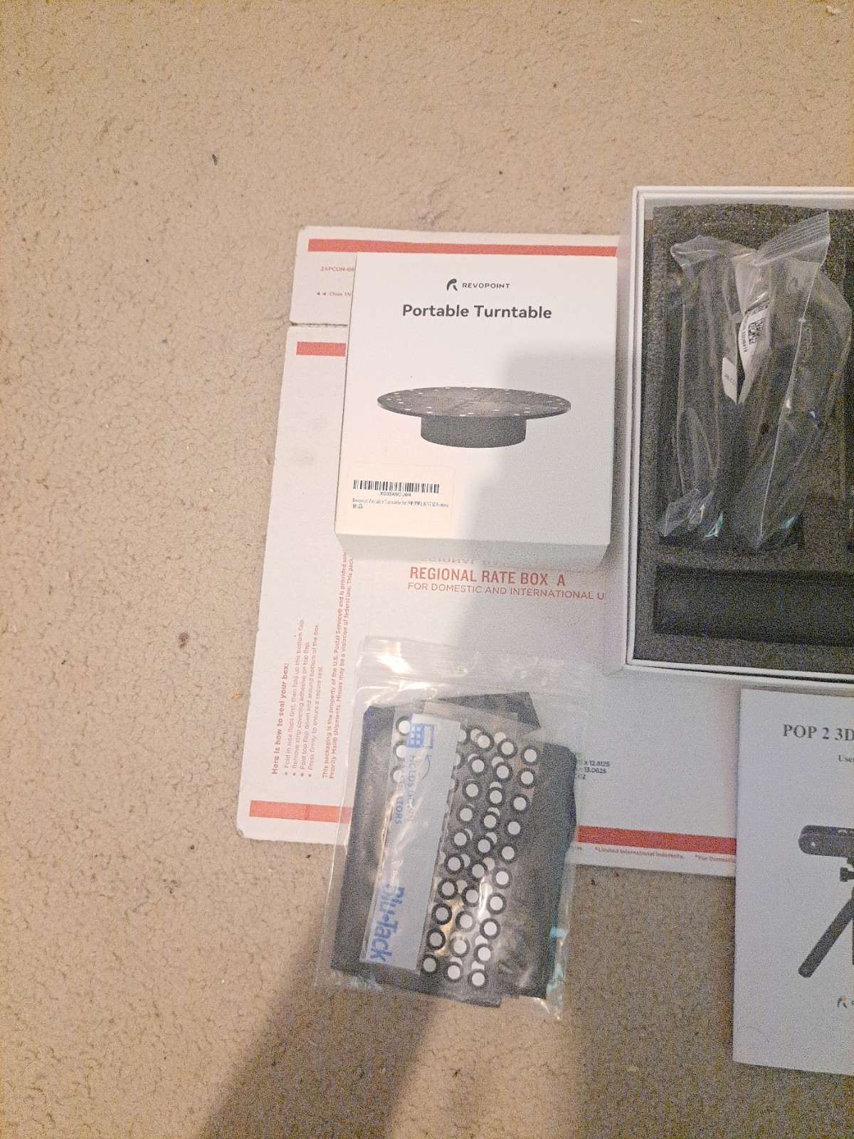 Revopoint POP 2 Handheld 3D Scanner And Turntable – Excellent Condition! gallery