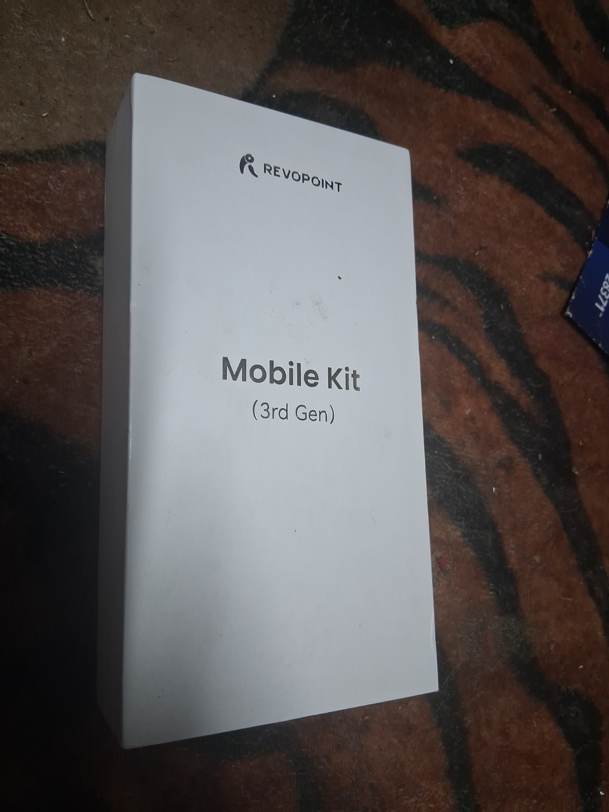 (3rd Gen) Revopoint Mobile Kit - Battery Grip 5500mAh & Phone Mount for 3D... gallery