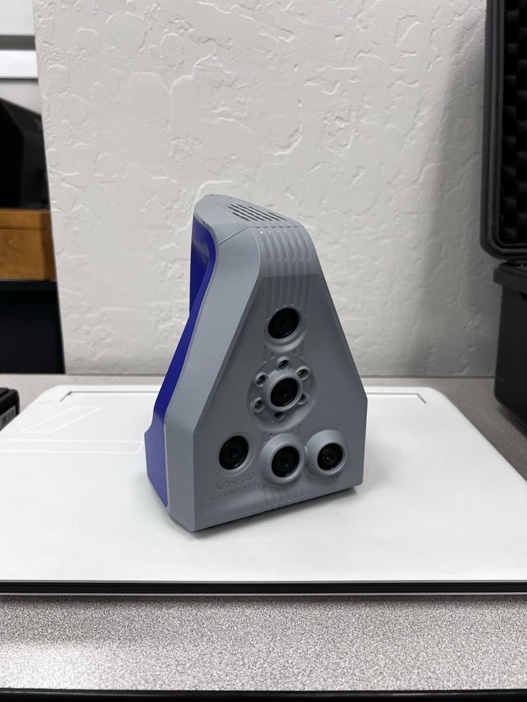 Artec Space Spider 3D Scanner, Professional Grade Accuracy w/ Turn Table