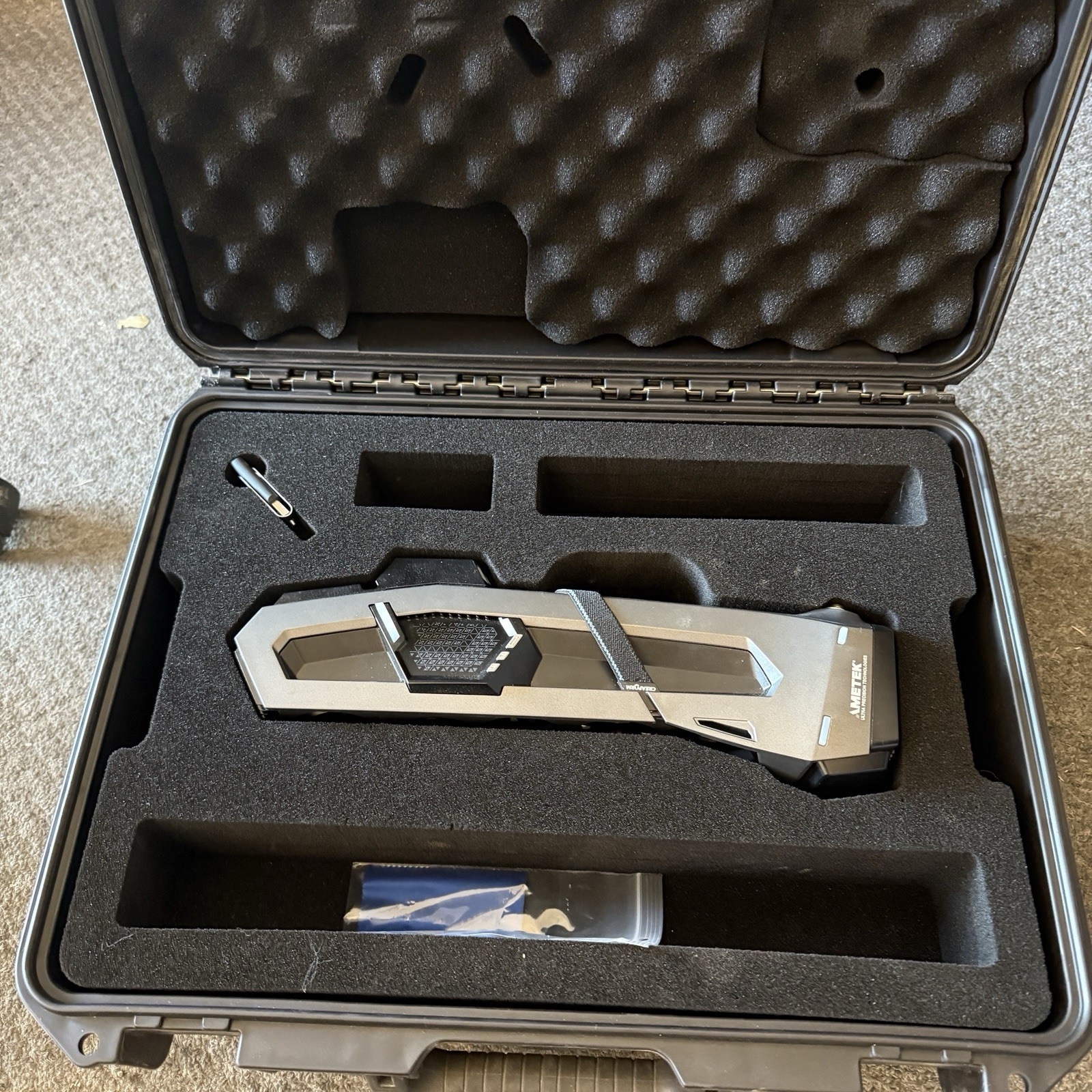 Creaform Go!Scan Spark 3D Scanner Barely Used gallery
