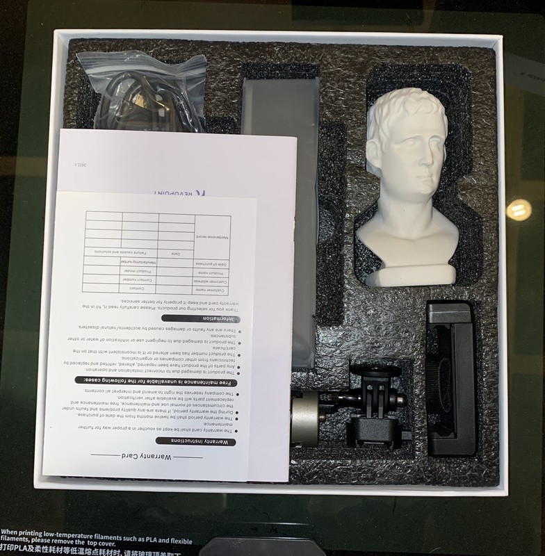 Revopoint POP 2 0.05 mm Precision Color 3D Scanner gallery