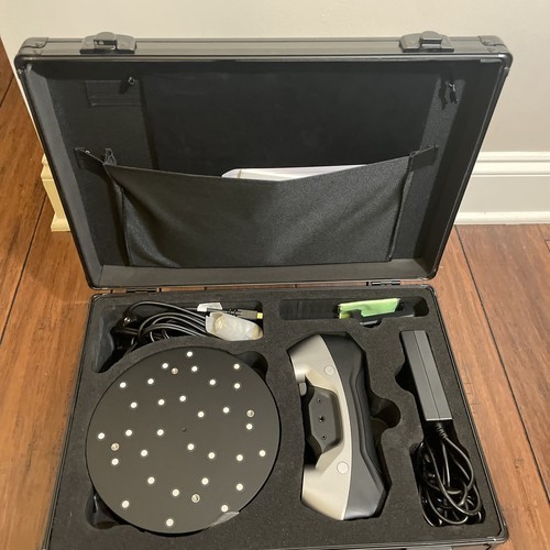 Revopoint MetroY PRO 3D Laser Scanner For 3D Print 34Line Wireless Handheld Scan gallery