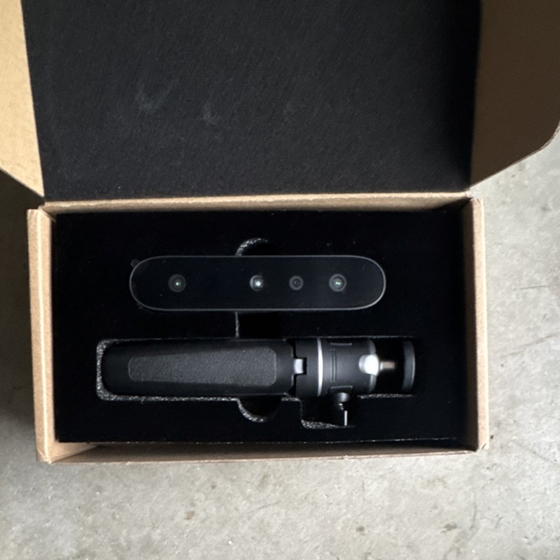Creality CR-Scan Ferret SE Handheld 3D Scanner w/ Cable (In Box) gallery