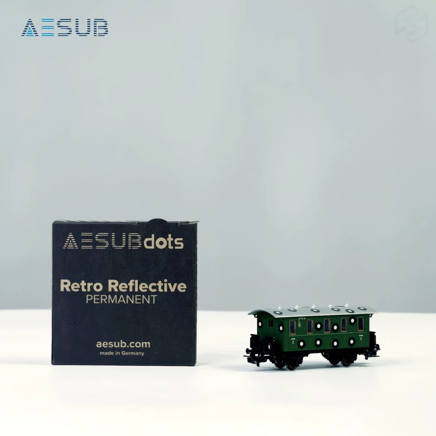 AESUBdots Retro-Reflective PERMANENT (Size: 3mm) gallery