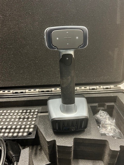 Einscan HX Handheld 3D Scanner in Wheeled Hard Case gallery