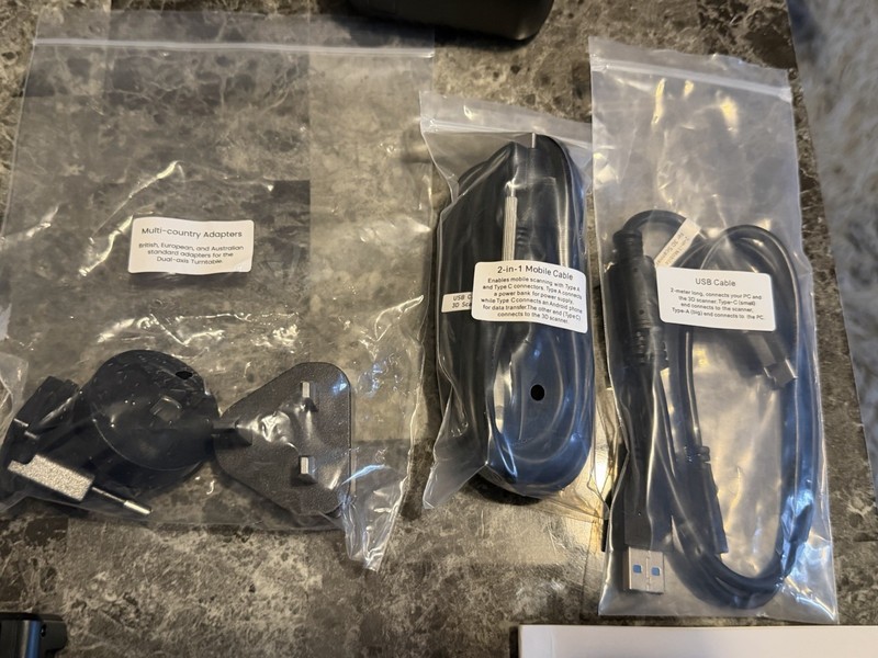 Revopoint MINI 2 Handheld 3D Scanner Kit Advanced Edition gallery