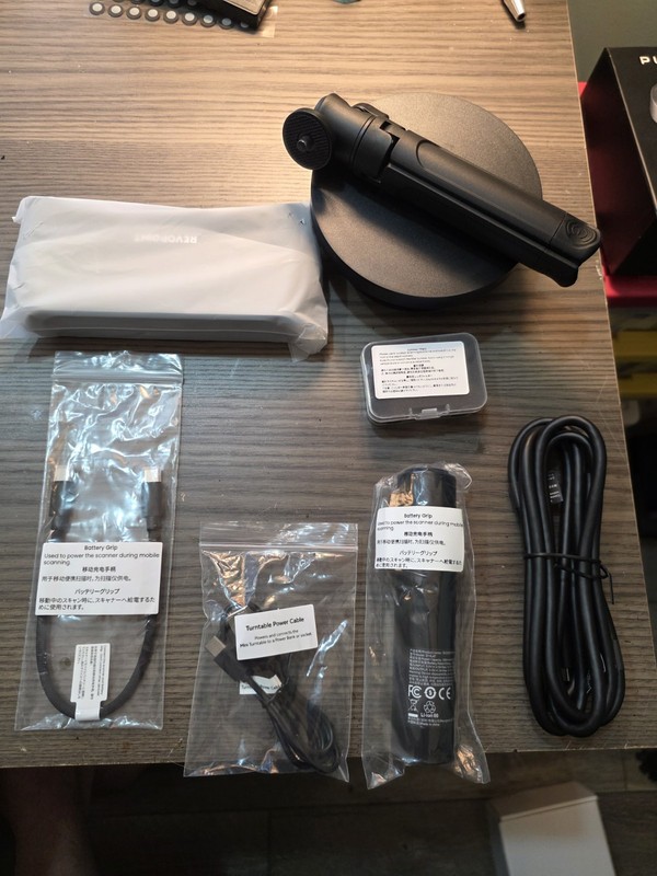 Revopoint Pop 3D Scanner High Precision Handheld Scanner Kit with Tripod G2U gallery
