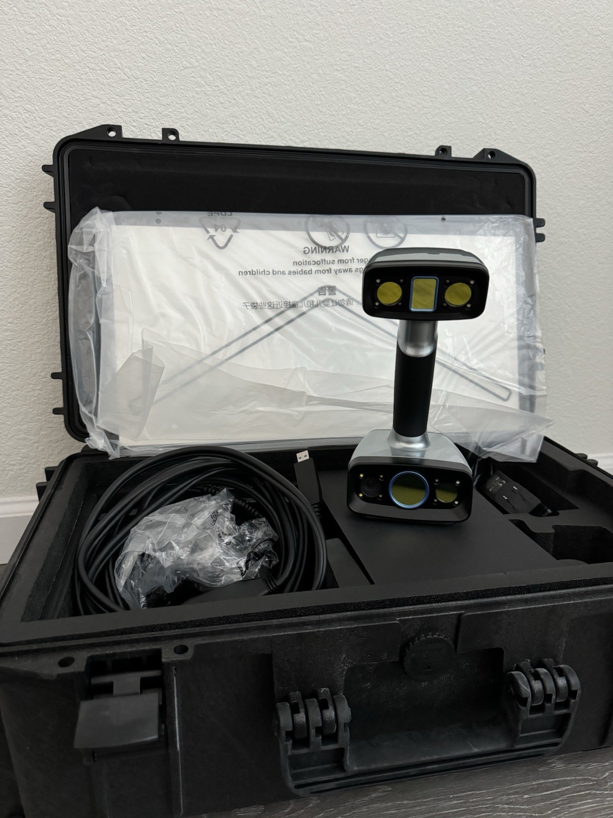 EinScan HX 3D Scanner | 0.05mm High Res | Blue Laser | Great for Metal & Cars gallery