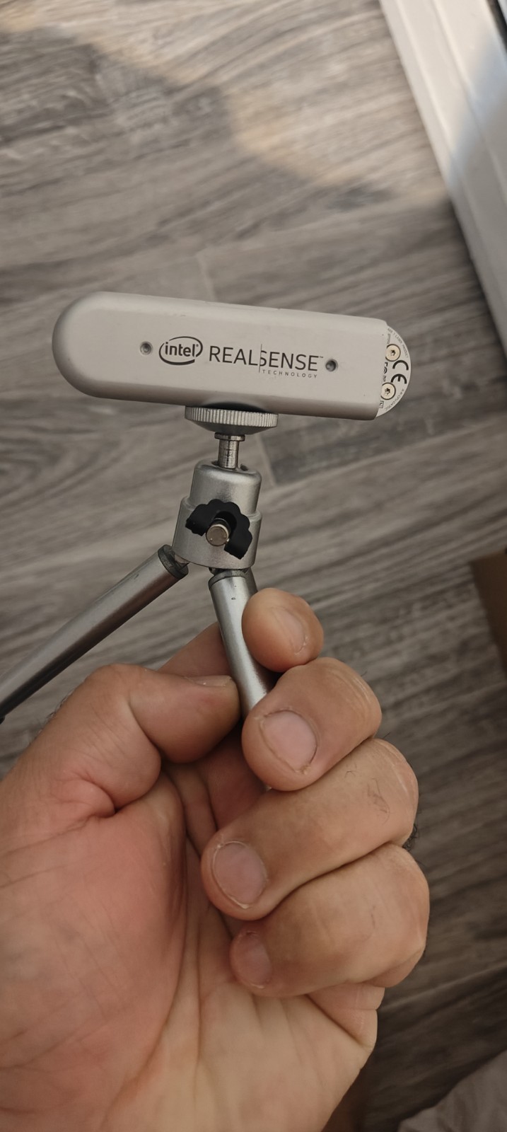 Intel D435 3D Depth Camera Structured Light USB Interface with Tripod No Cable gallery