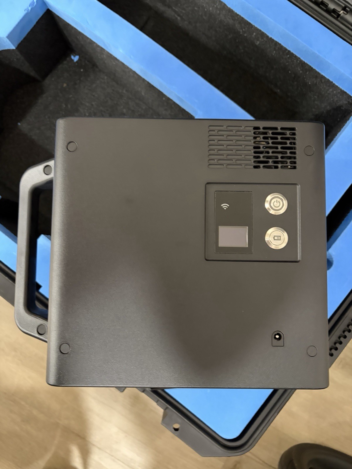 Matterport Pro2 MP200 3D Camera Scanner Structured Light Wi-Fi w/ Hard Case gallery