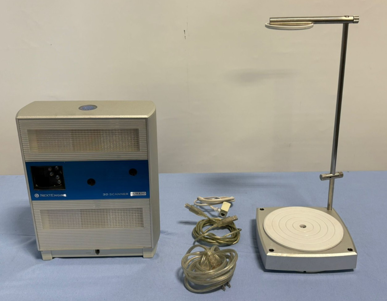 Next Engine Desktop 3D Scanner Ultra HD 2020i w/ Auto Positioner 2018 & Cables gallery