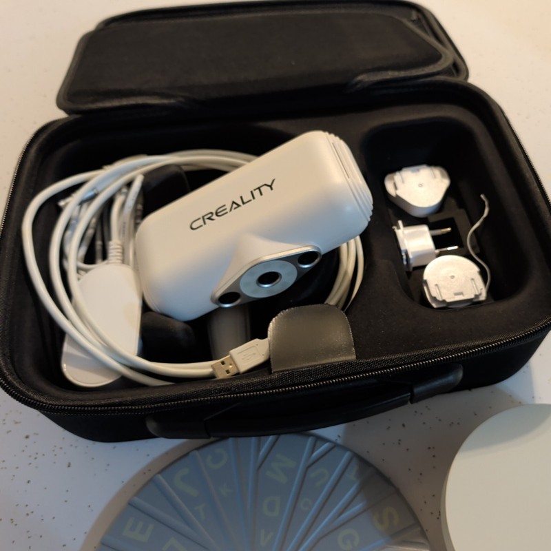 Creality CR-Scan Lizard Kit 3D Scanner with Travel Case International Charger gallery
