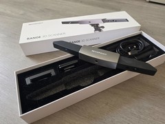 Revopoint RANGE 3D Scanner