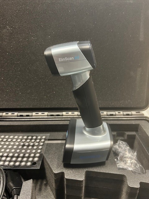 Einscan HX Handheld 3D Scanner in Wheeled Hard Case gallery