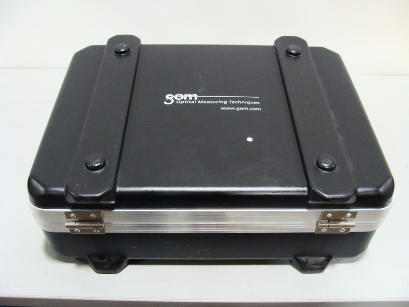 GOM Atos Core 135 Metrology 3D Scanner W/ Calibration Panel & Case - NO SOFTWARE gallery