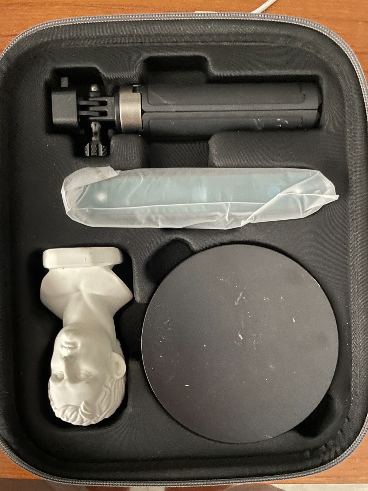 Revopoint POP 2 Premium 3D Scanner 0.05mm Precision, Turntable, & Stabilizer gallery