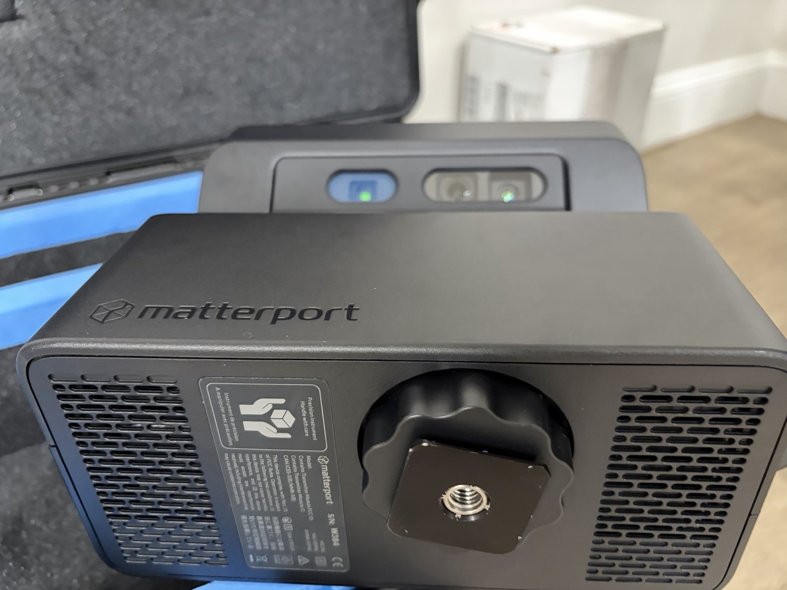 Matterport Pro2 MP200 3D Camera Scanner Structured Light Wi-Fi w/ Hard Case gallery