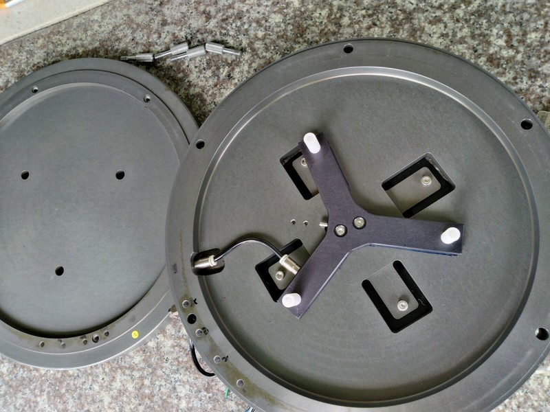 LARGE 31cm TURNTABLE with vacumm table gallery