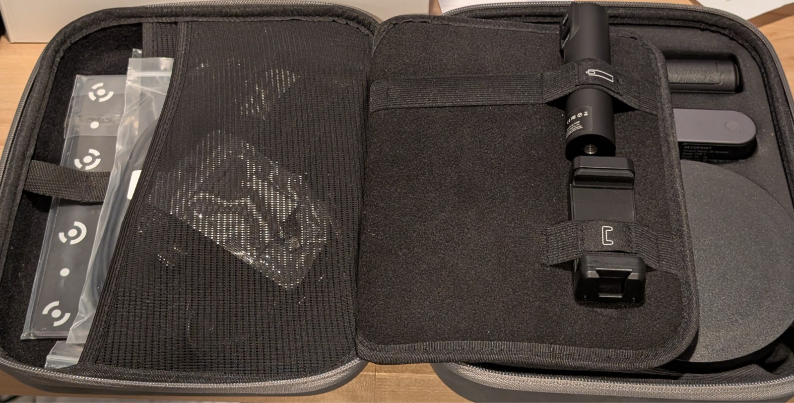 Revopoint POP 3 3D Scanner - Full Kit - Turntable Grip Tripod Case - Low Usage gallery