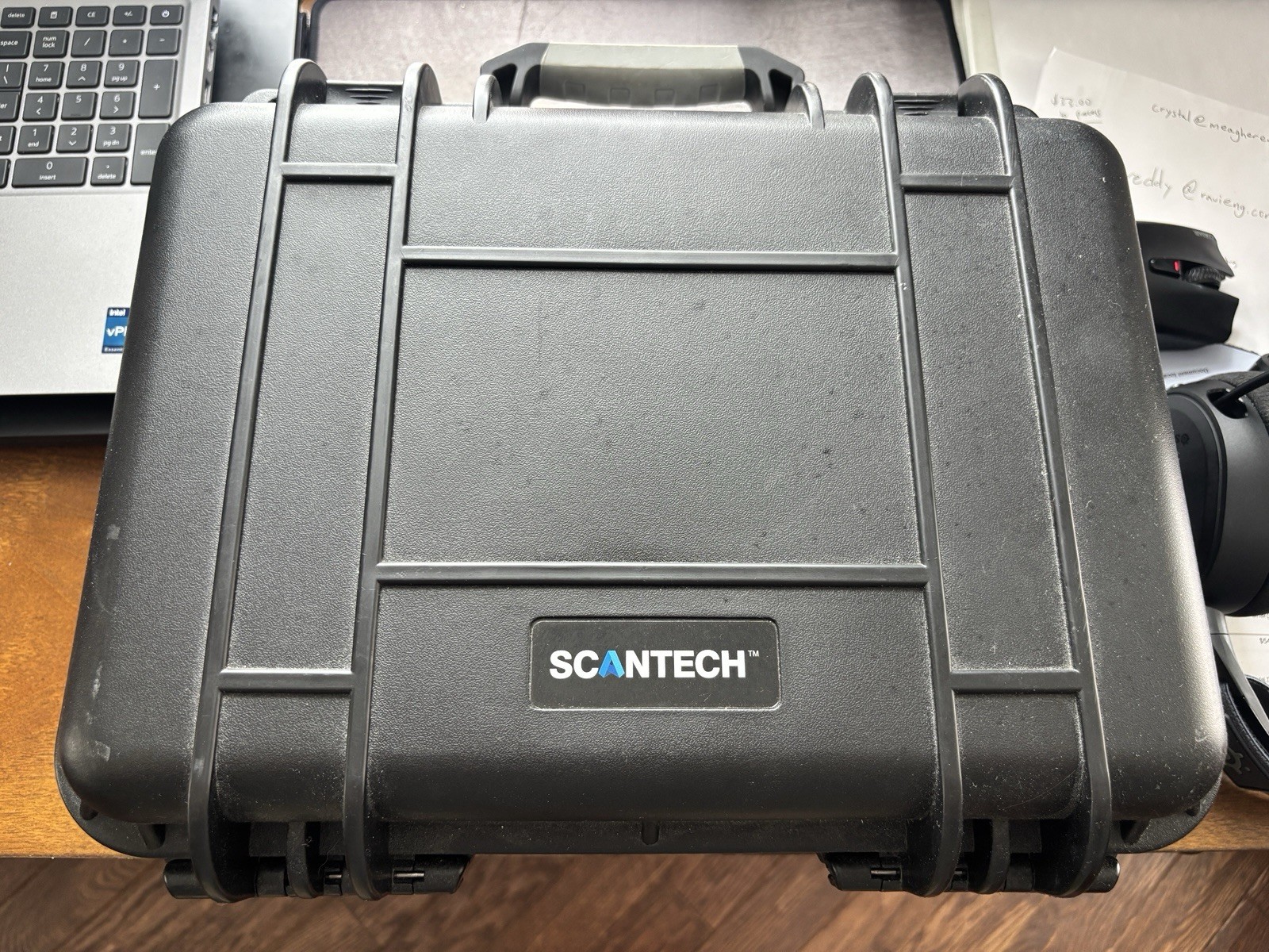 Scantech iReal2E Handheld Color 3D Scanner gallery