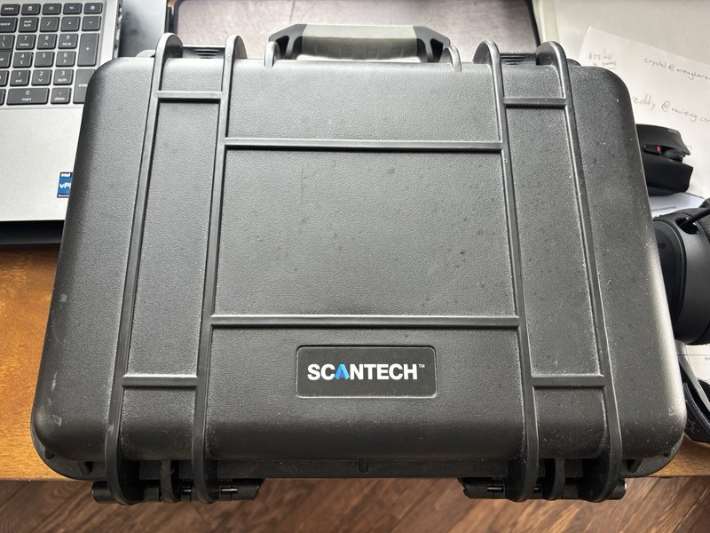 Scantech iReal2E Handheld Color 3D Scanner gallery