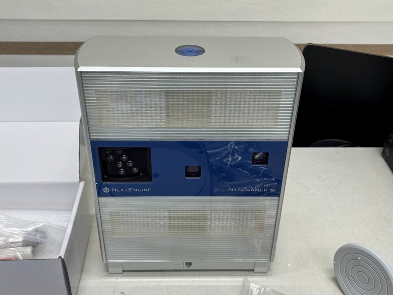 NextEngine Desktop 3d Scanner gallery