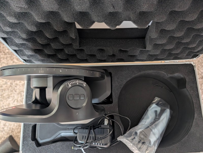 Revopoint Metro X 3d Laser Scanner Advanced Package, Carrying Case + Turntable gallery