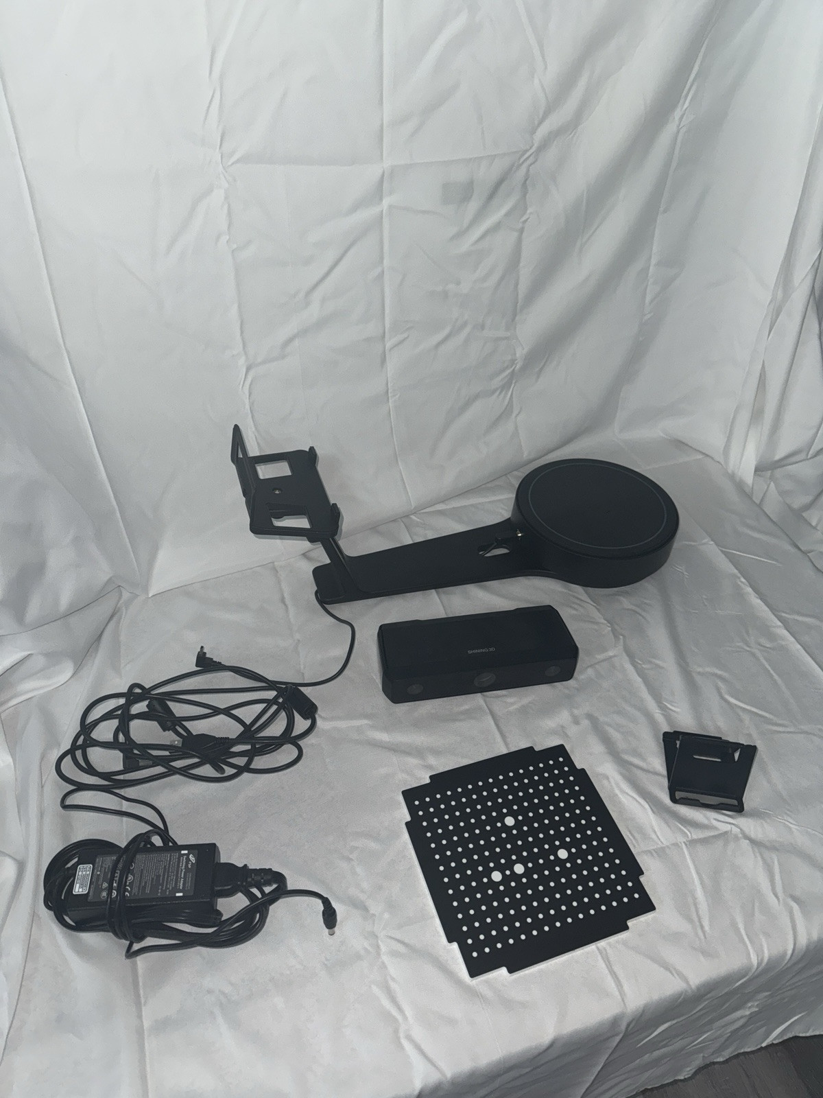 EinScan SE Desktop 3D Scanner - Dual-Mode Fixed and Auto Scan 0.1 mm Accuracy gallery