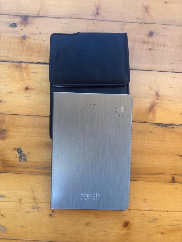 Artec Eva 3D Scanner (2021) + Battery Pack + Leather Case - Barely Used (5 hrs) gallery
