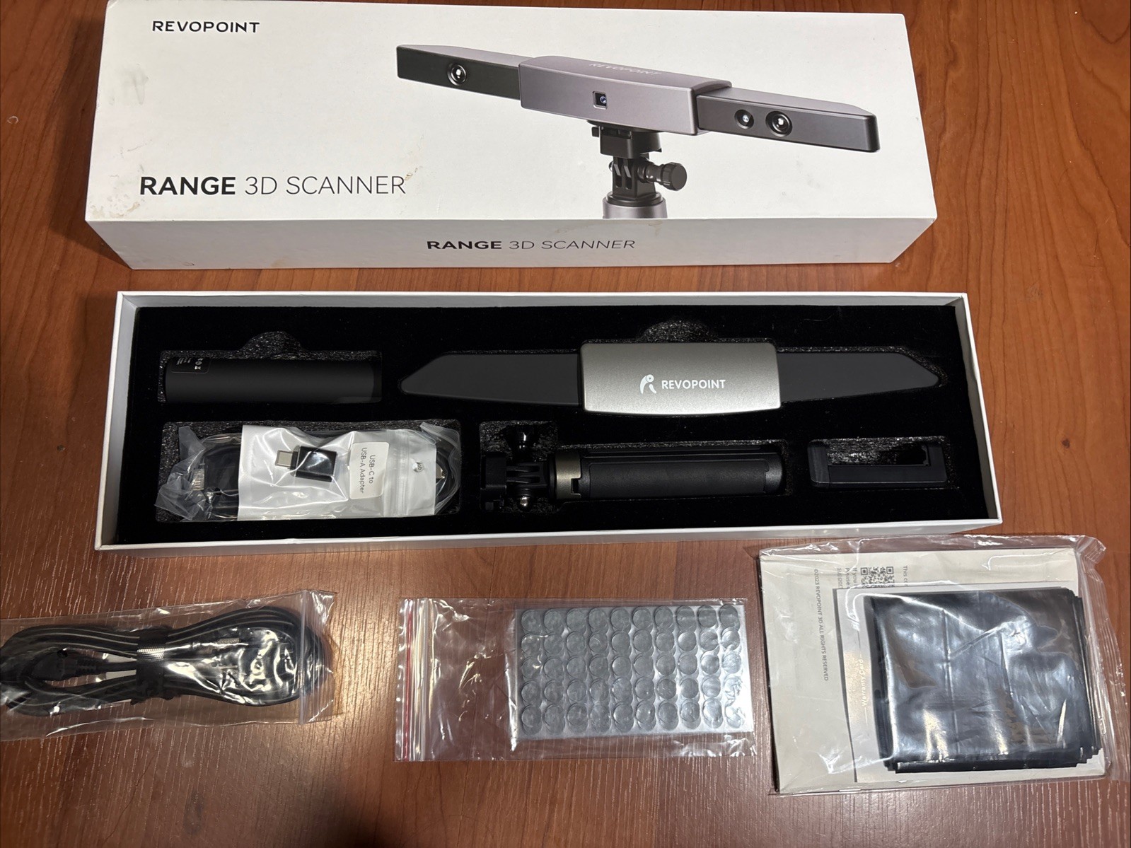 Revopoint RANGE 3D Scanner - Standard Package gallery