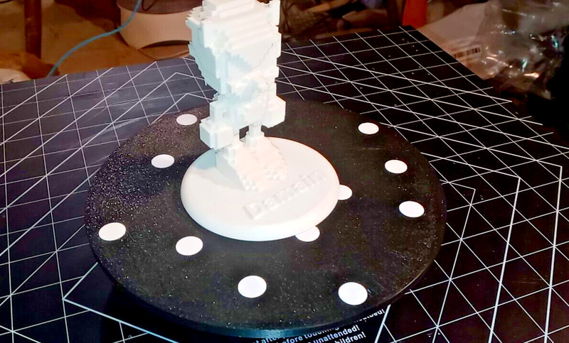 Portable-Turntable for Revopoint RANGE 3D Scanner 8in. gallery
