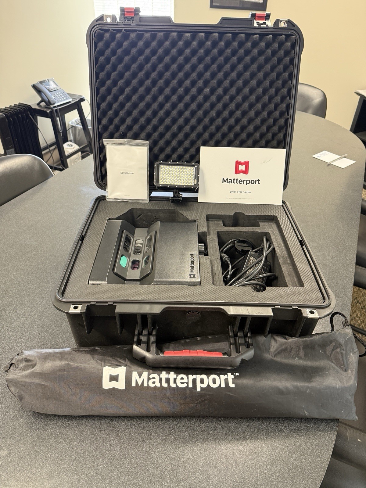 Matterport MC250 3D Scanner Camera Kit w/ Case, LED Light, Tripod, Cables gallery