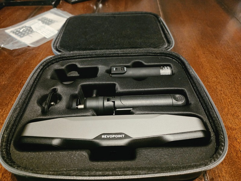 Revopoint Range 2 Precision Color 3D Scanner gallery