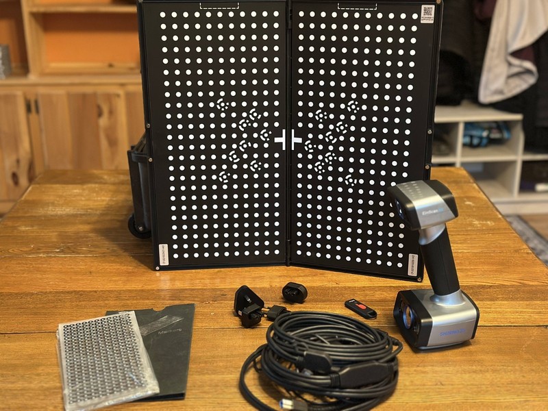 3D Scanner Einscan HX Handheld Hybrid Blue LED Laser and EXTRAS gallery