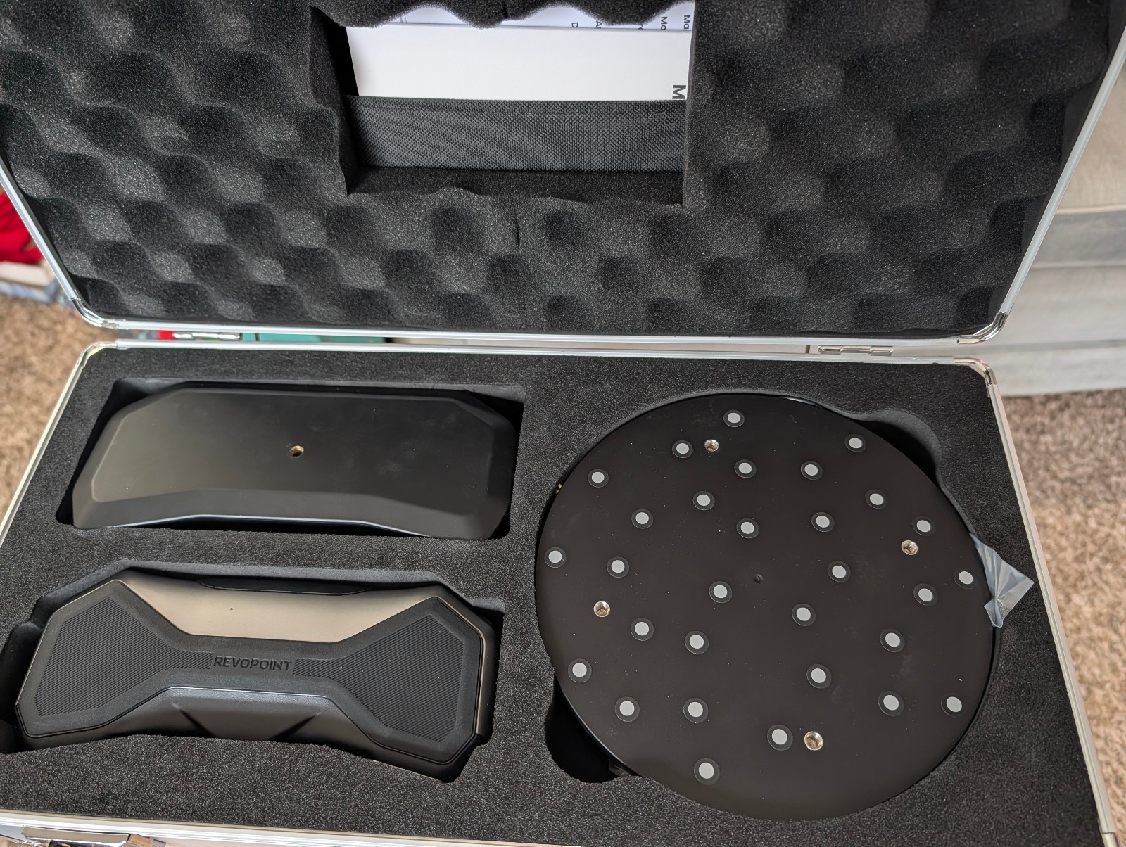 Revopoint Metro X 3d Laser Scanner Advanced Package, Carrying Case + Turntable gallery