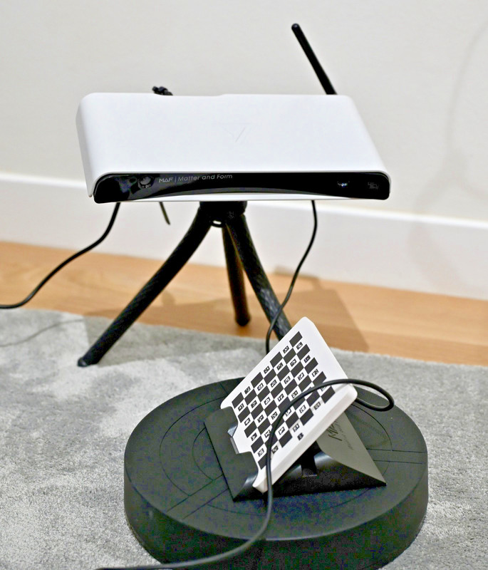 Matter and Form THREE 3D Scanner V3 Complete w/ Case Excellent Condition gallery
