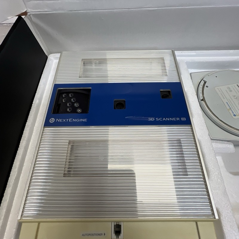 NextEngine Desktop 3D Scanner HD 2020i w/ Box b-5 gallery