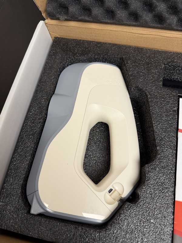 Artec Eva Lite Professional Handheld 3D Scanner Device - Open Box gallery