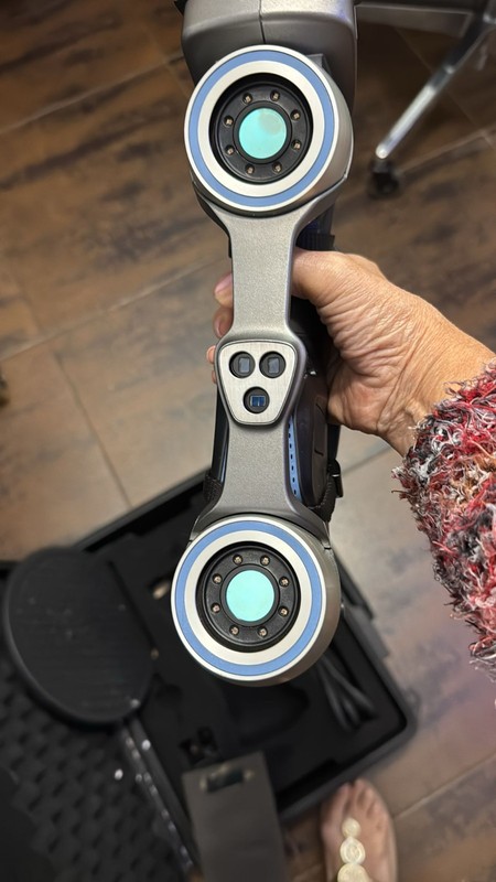 Creaform HandyScan 700 Portable Metrology-Grade 3D Scanner gallery