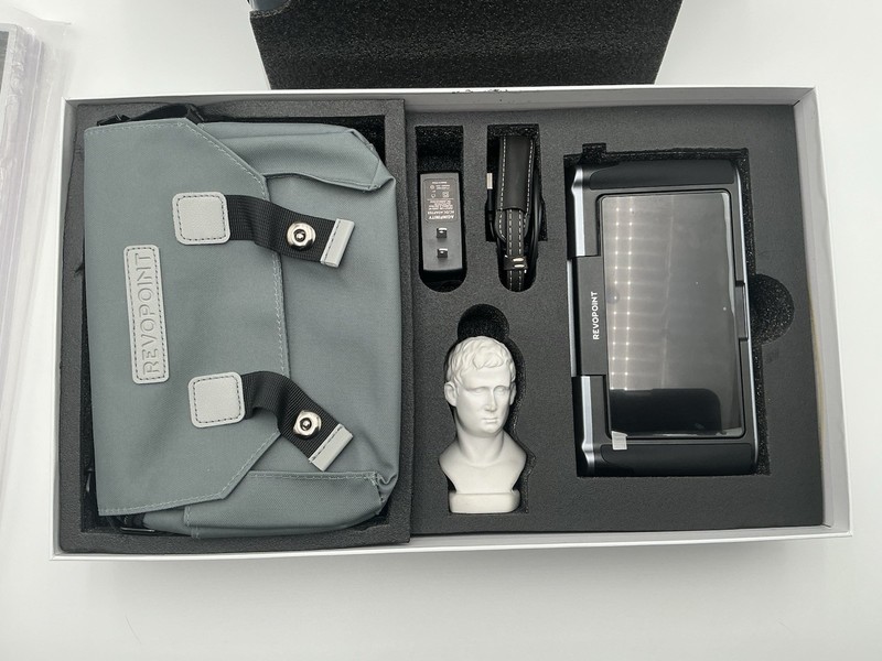 Revopoint MIRACO PRO 3D Scanner A244-0038-5D6I0IM29 7-11V 5A Professional Model gallery