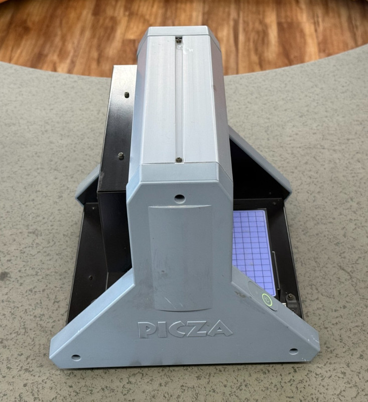 Roland PICZA PIX-4 3D Laser Scanner for Parts or Repair gallery